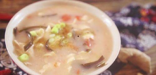 面筋汤视频,家常美味，营养丰富的传统汤品制作教程